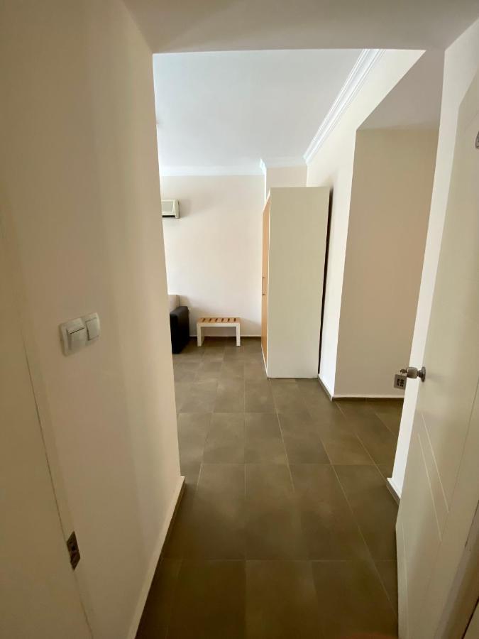 Konfor Suite Otel Cedit Luaran gambar